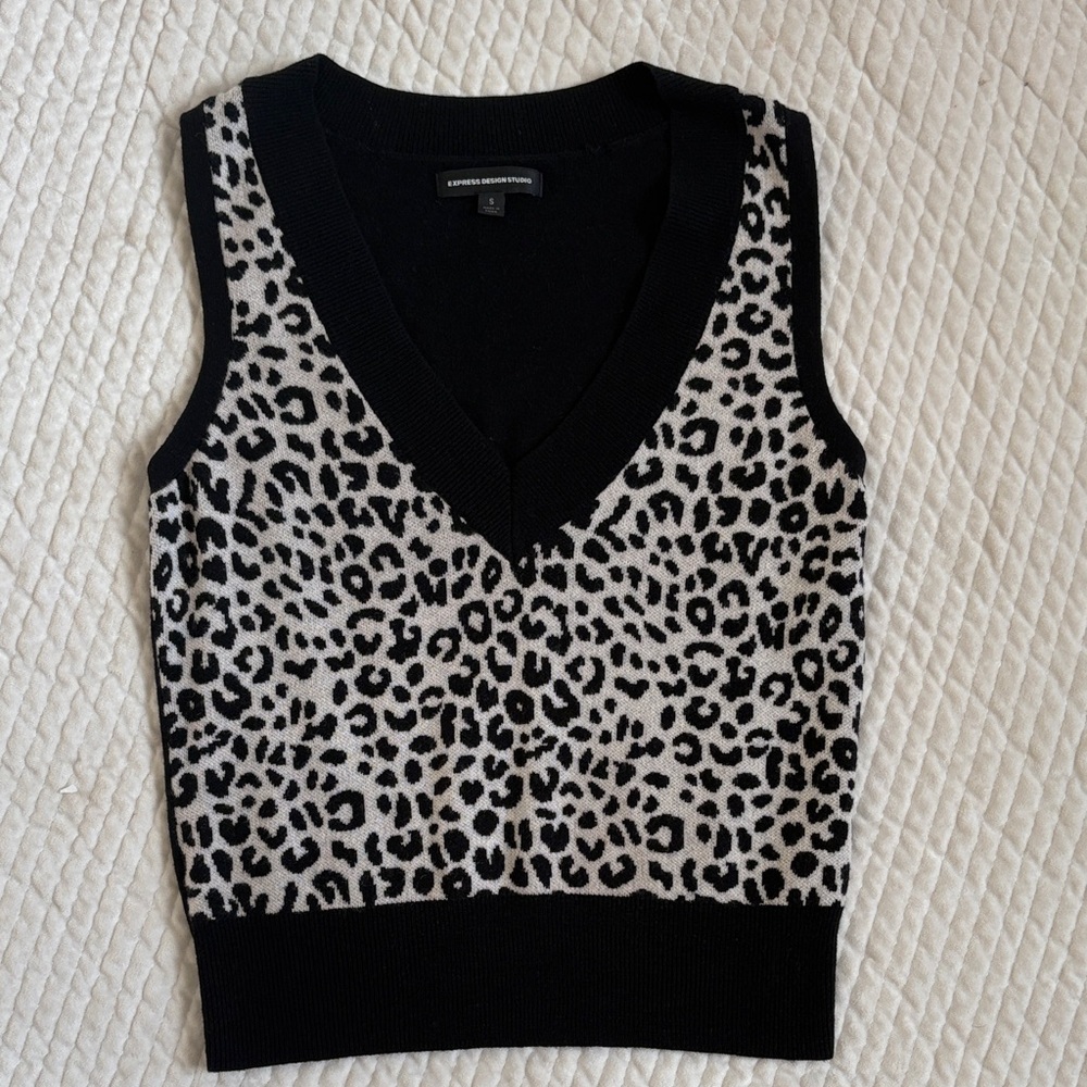 Express Leopard Cheetah Print Wool Blend Sweater Vest *Almost Vintage*